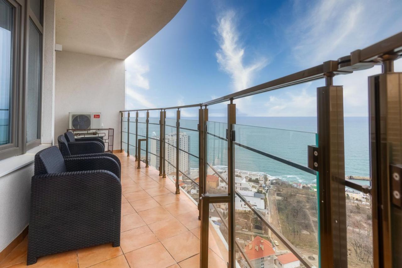 44 Pearl 1-Bedroom Panoramic Sea View Apartment Одесса Экстерьер фото
